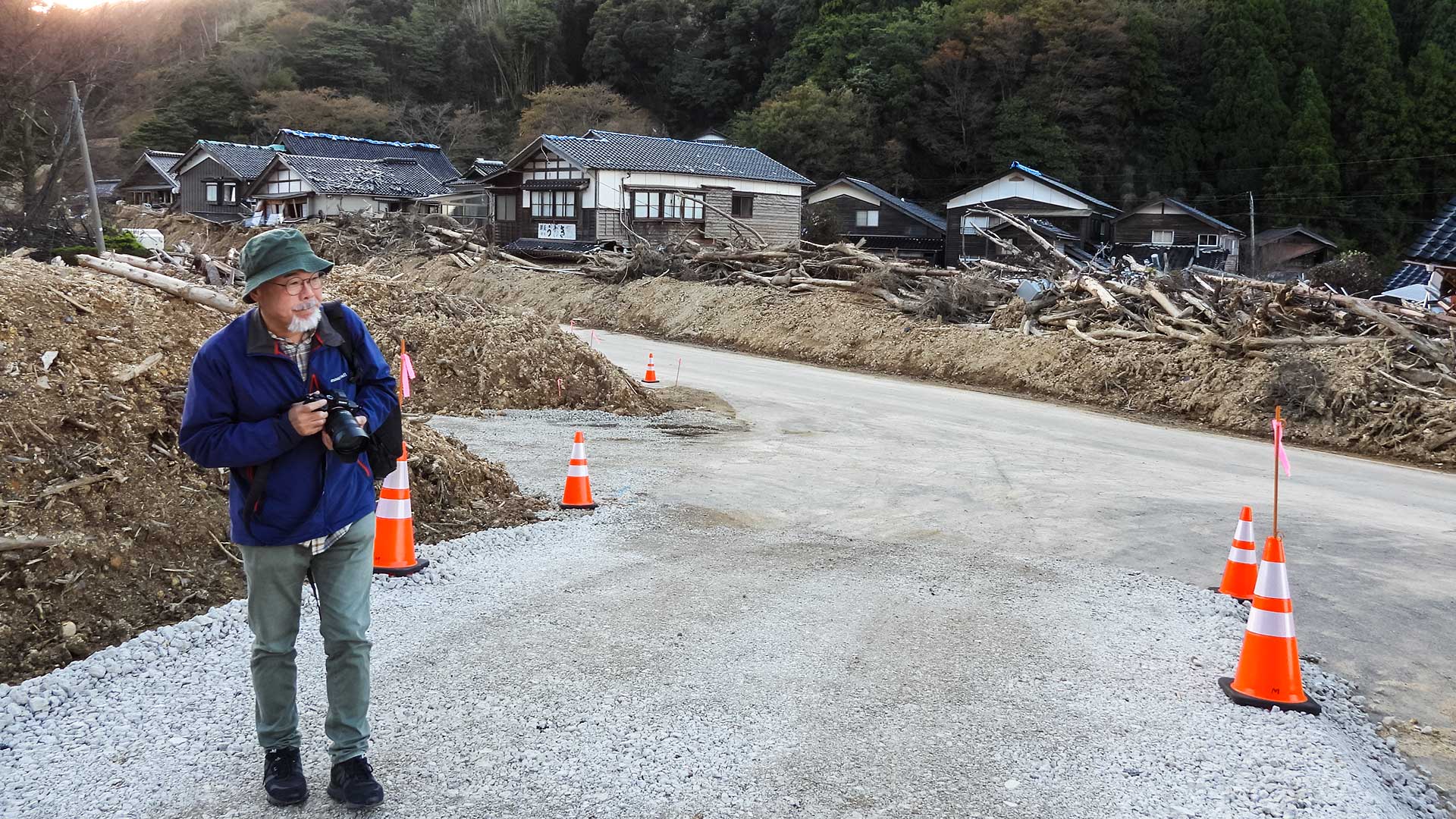 雑誌『旅の手帖』のライター若井憲さんが取材で復興支援ツアーに参加